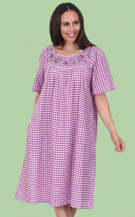 Gingham Cotton Lounger With Embroidery